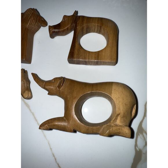 Safari Animal Napkin Ring Holders Hand Carved Wooden Set Of 4 Table Decor - Picture 8 of 10